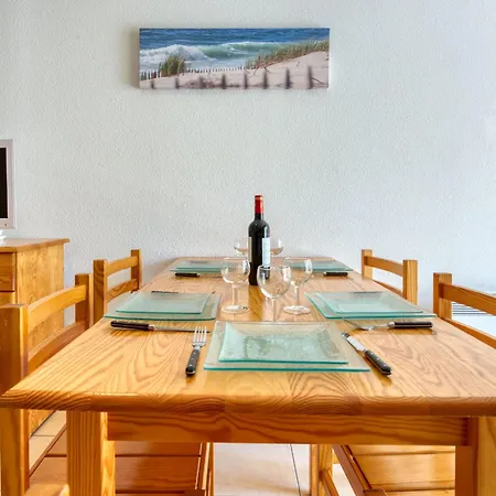 Holiday home Les Hameaux De L'ocean By Interhome